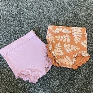 Spearmint love ruffled bloomers! So cute and in EUC. No flaws! Size 6-12 months